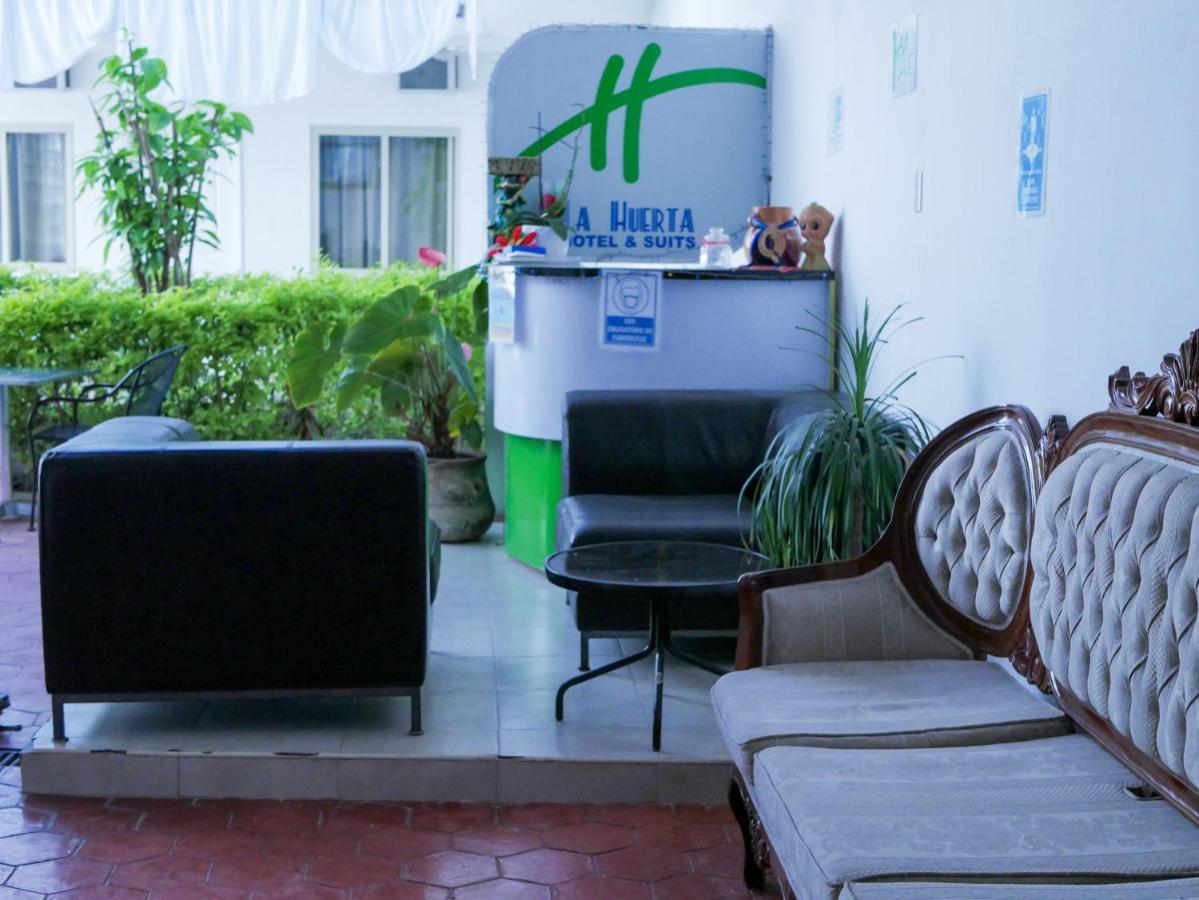 Hotel La Huerta Rio Verde Exterior photo